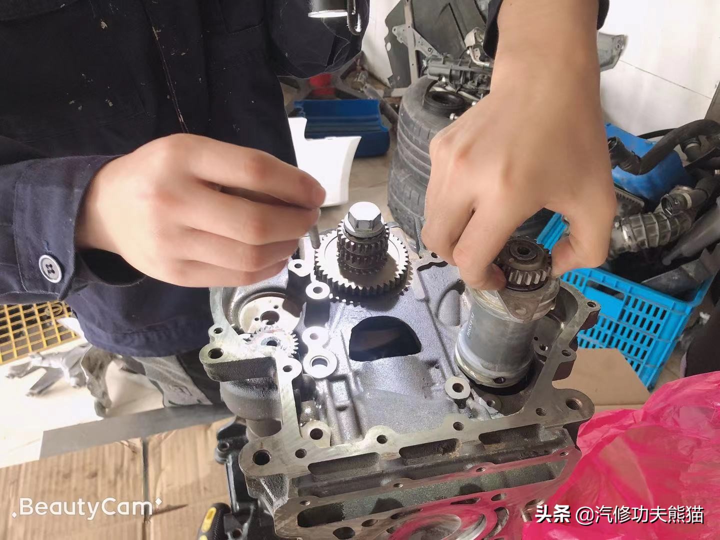 2013款奥迪a4l烧机油怎么解决,奥迪a4l突然全车无电是什么原因