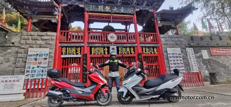 大阳300踏板性价比,大阳adv300踏板测评