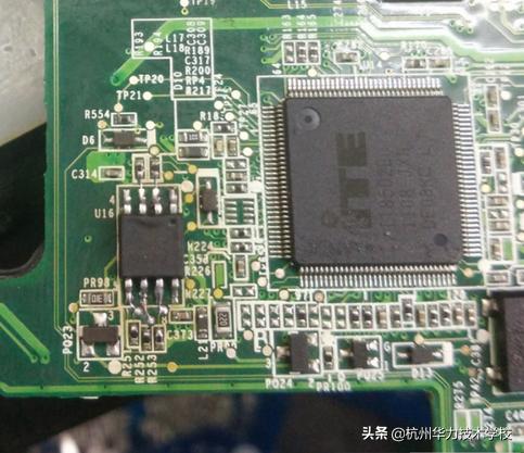 维修联想E46A不亮机挡内存故障-杭州华力学校