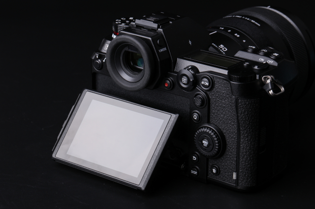 松下全幅无反s1r拆解,松下无反s1相机价格