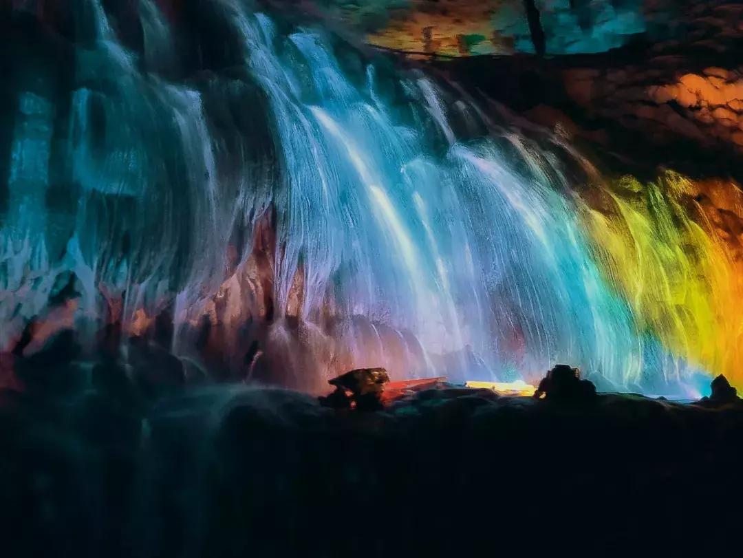 广东居然藏着一个神秘天坑,广东这座小镇藏着多少宝藏