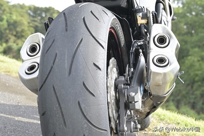 测评川崎zrx1200视频,川崎z1000和宝马s1000r选哪个