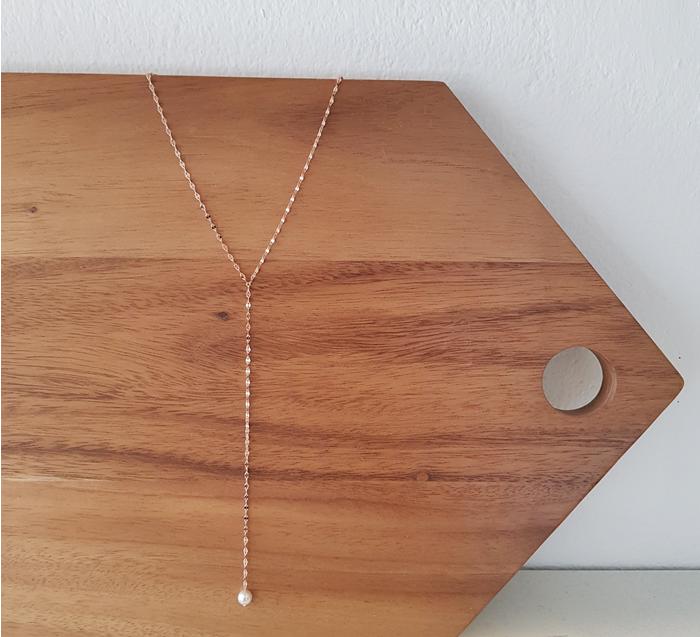 韩国百搭小黑裙的短款,韩国饰品品牌排行榜