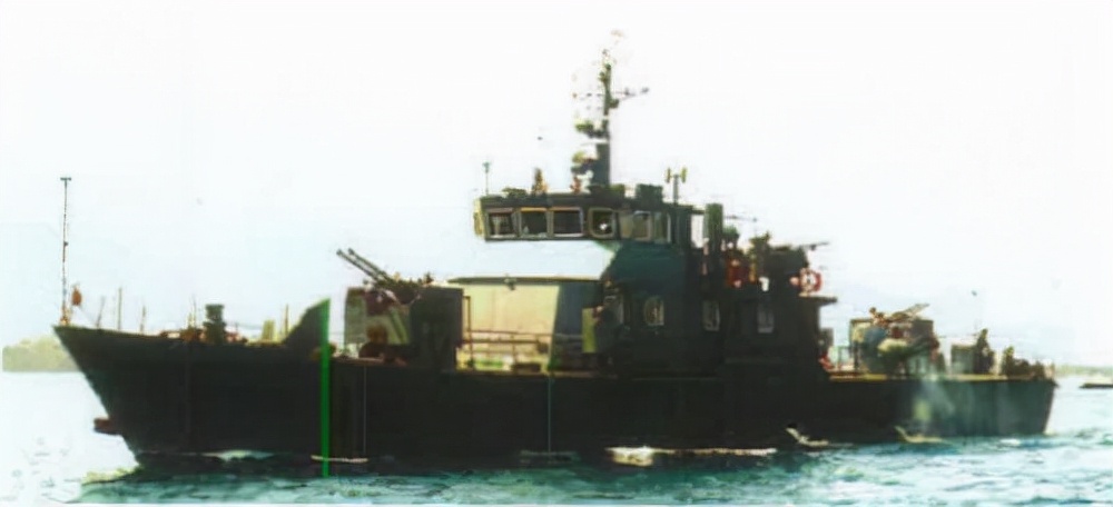 现役的037型猎潜艇,037i型猎潜艇