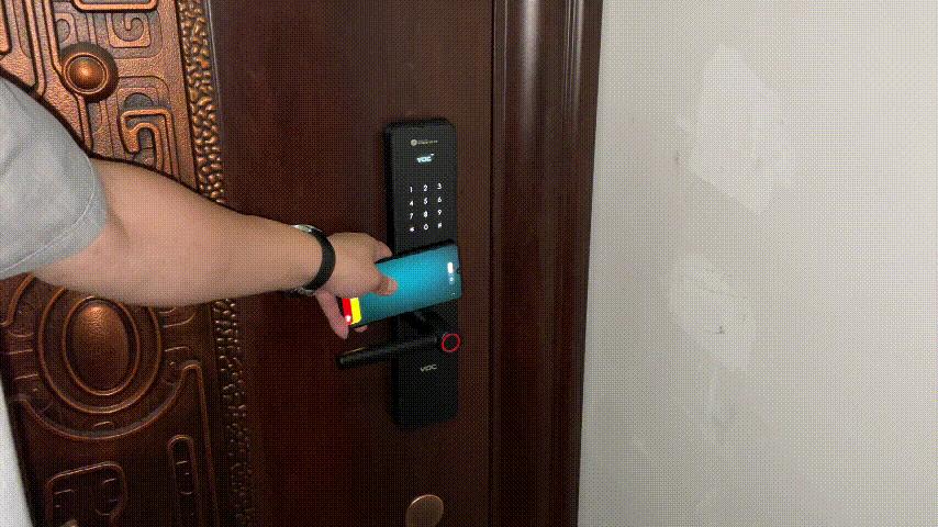 华为智能门锁能不能联控,华为智能门锁与voc哪个更实用