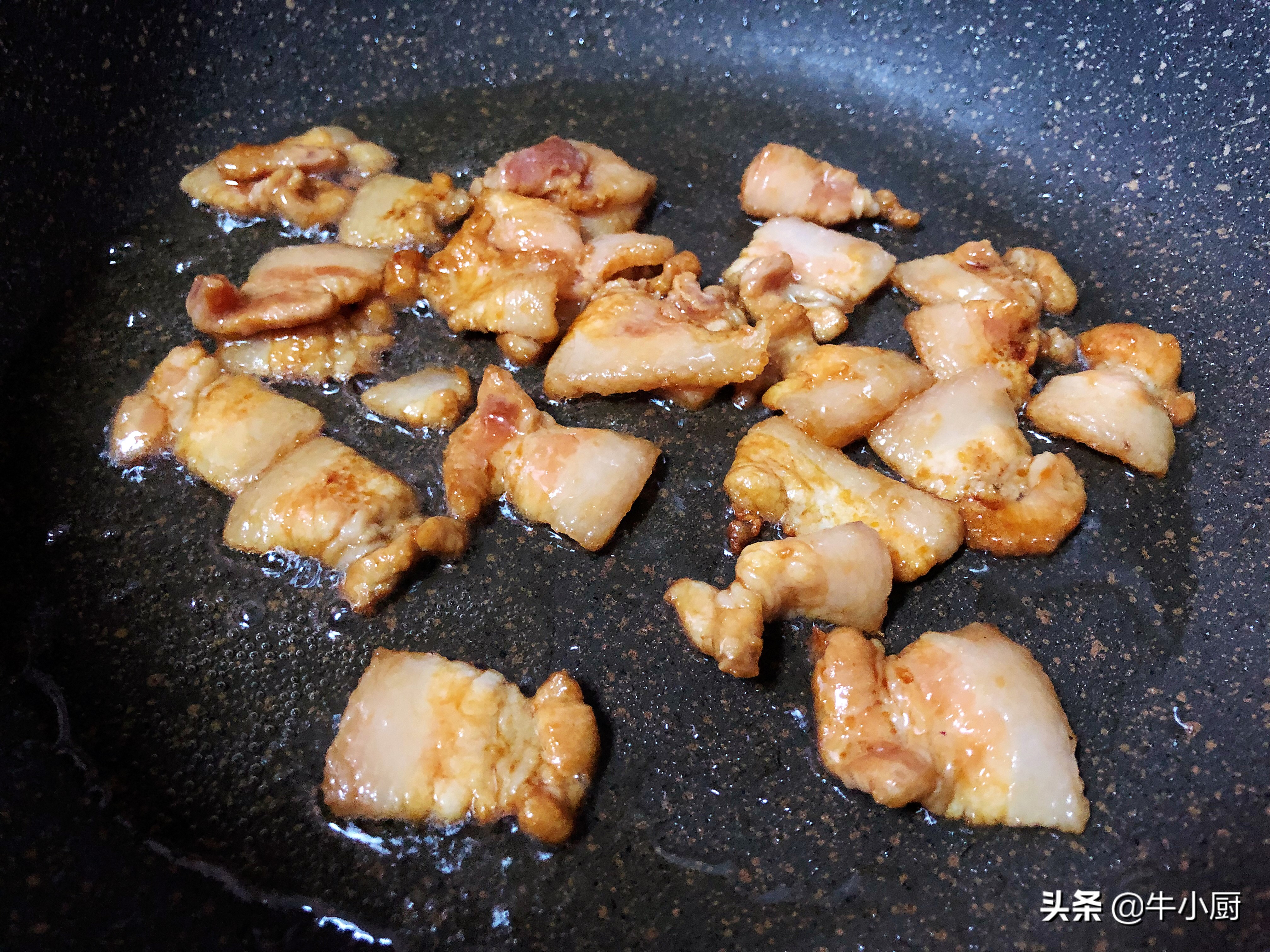 秋天这瓜刚刚上市，我一买就是10斤，耐贮存，多吃能增强抵抗力