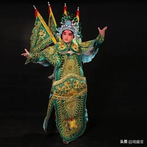 戏曲衣服的背面,戏剧戏曲服装