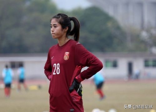 足坛十大女人最爱的球员,足坛历史十大女足球明星