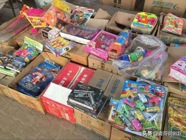 现在冬季摆地摊卖什么产品最赚钱,冬季摆地摊什么产品比较好卖