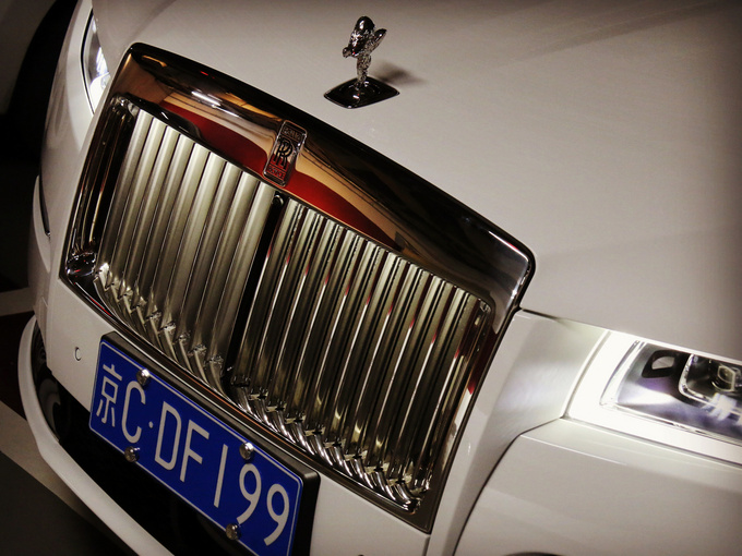 全新一代劳斯莱斯古思特,豪华180评测