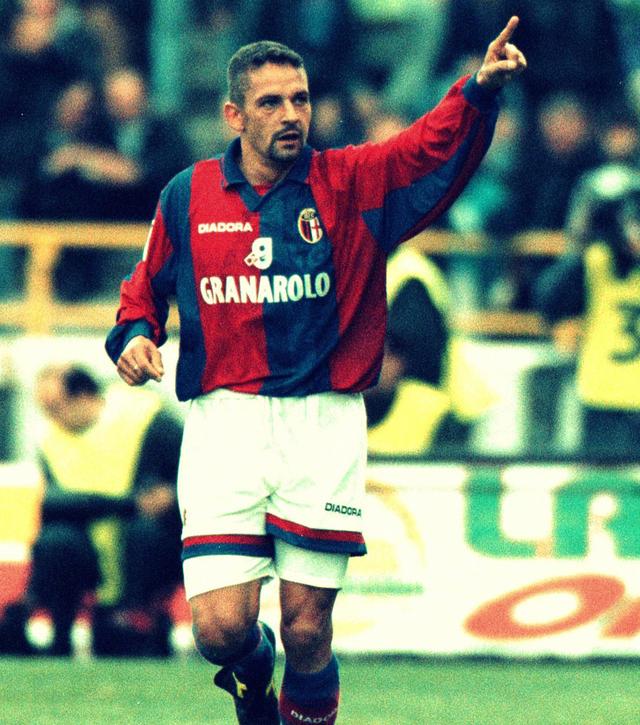 世界足坛被高估的十大球员巴乔,忧郁王子巴乔在世界足坛地位