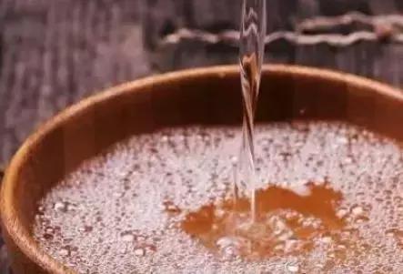 酱香酒成本和浓香酒成本,一瓶酒酱香酒包装成本