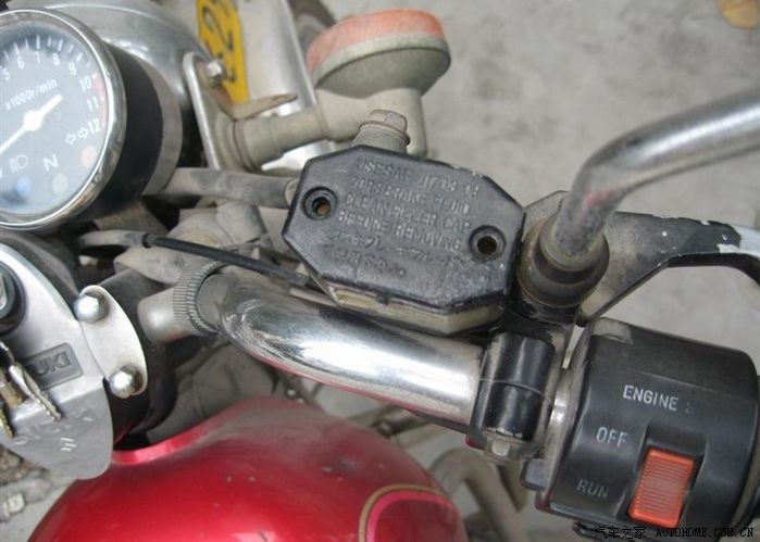 铃木uy125踏板摩托车怎样保养视频,如何为新摩托车进行正确的保养