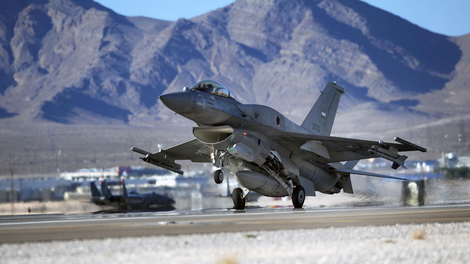 戴尔u2515h显示器评测,戴尔u2518dr