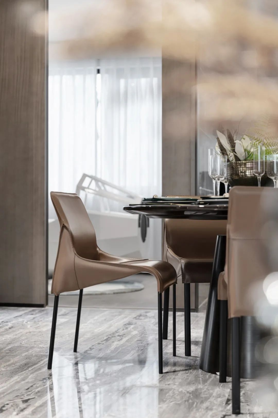 都市轻奢风格家居品牌,都市奢华现代风格