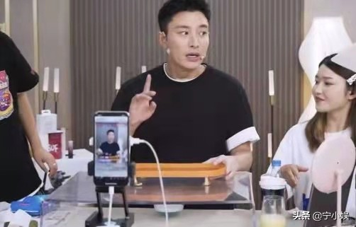 娱乐圈中直播带货翻车的三位明星,近期直播带货翻车的明星