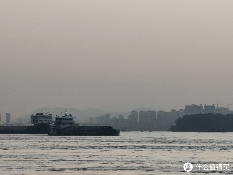 oppofindx2pro对比苹果xr,iphonexr和oppofindx2pro