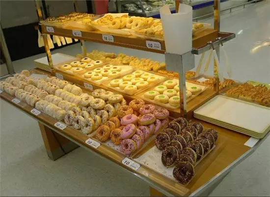 在泰国100块能买什么,泰国钱币100能换多少人民币