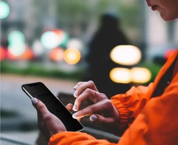 超清透亮膜苹果12,高清高透裸机手感