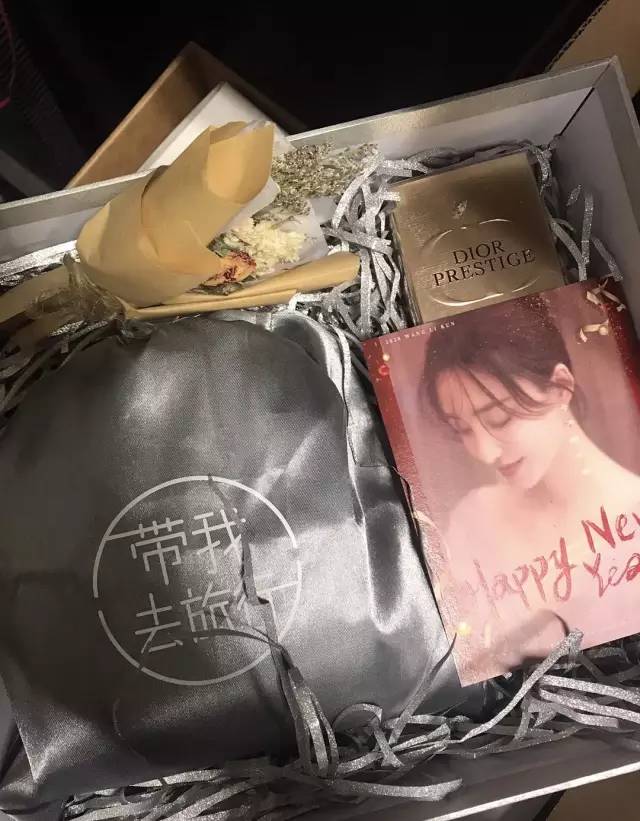 明星春节时期送礼物,明星春节礼物推荐