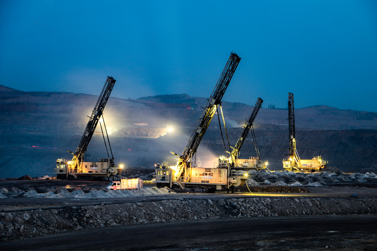 中国西北发现的宝藏,中国西北发现巨矿