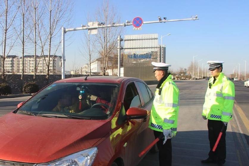 交警教你开车不带驾驶证,开车没带驾驶证怎么办