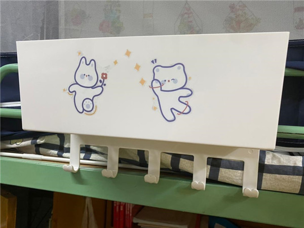 新生住宿在宿舍很尴尬怎么办,大学生宿舍空间太小怎么整理