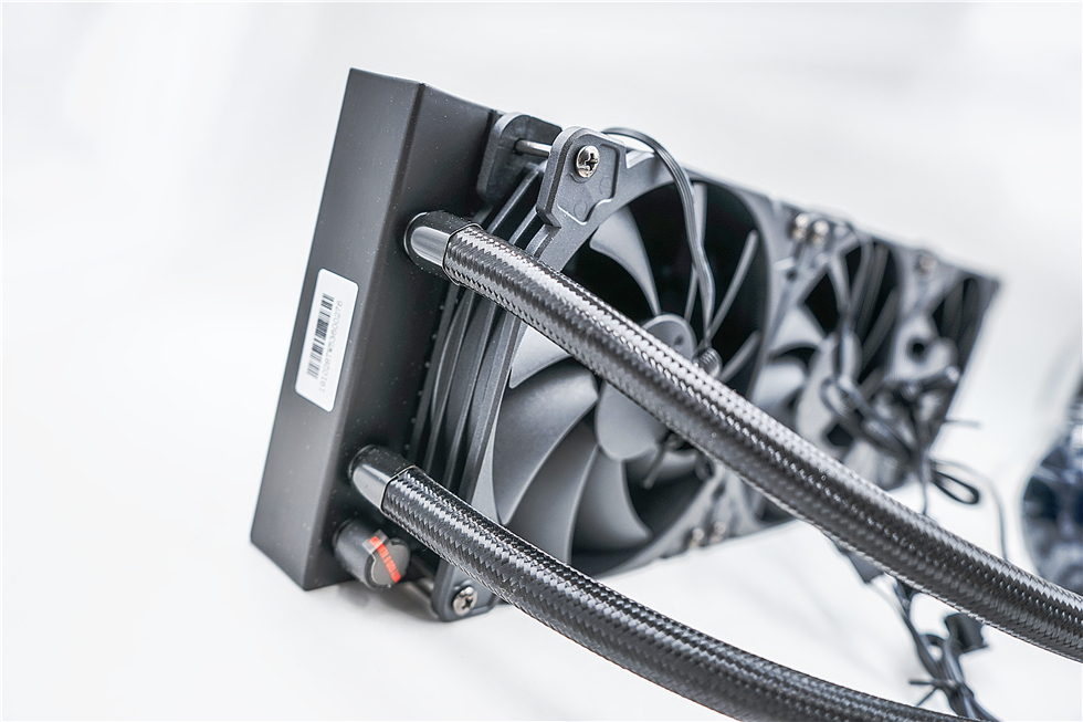 amd3600x和i710400f,amd3600x配微星b450适合什么系统