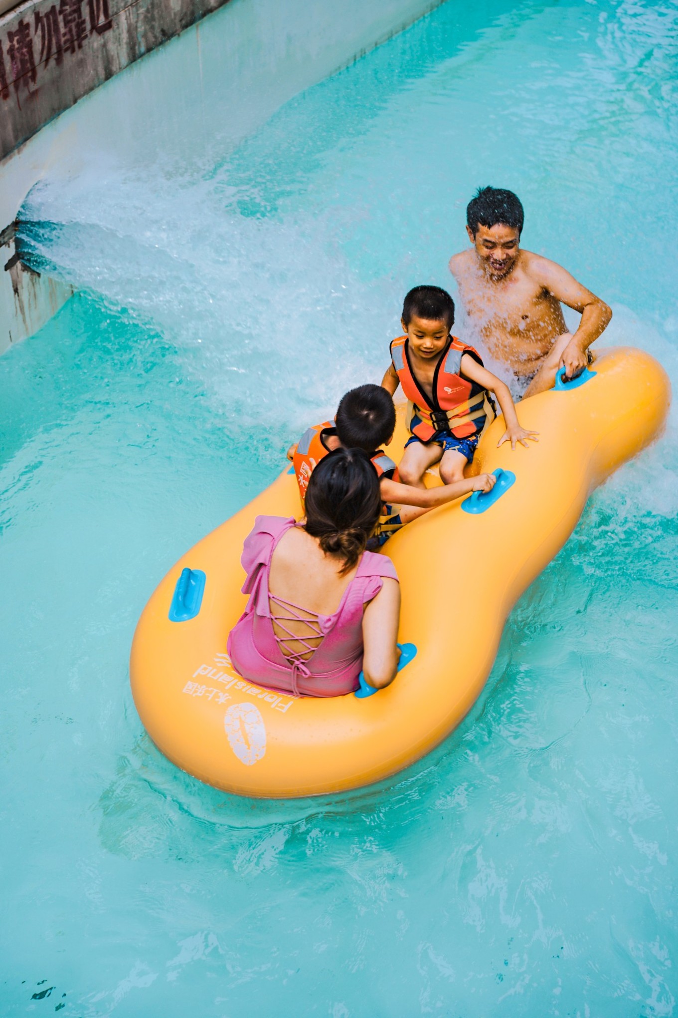 成都国色天乡水上乐园最高的项目,成都国色天乡乐园水上乐园攻略