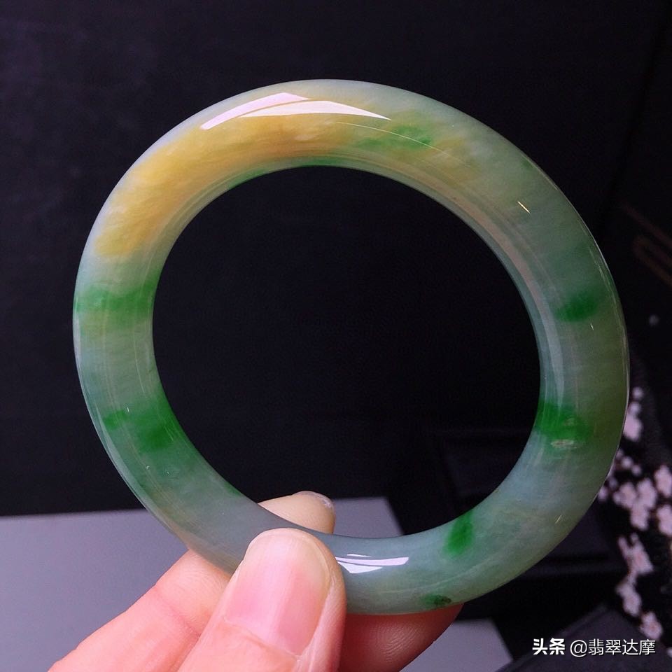 翡翠佛公摔坏了怎么改,摔坏翡翠手镯后续