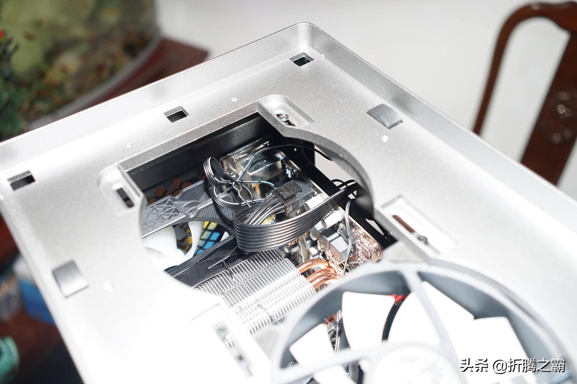 技嘉b460小雕加i510400f评测,技嘉b460主板哪个性价比最高