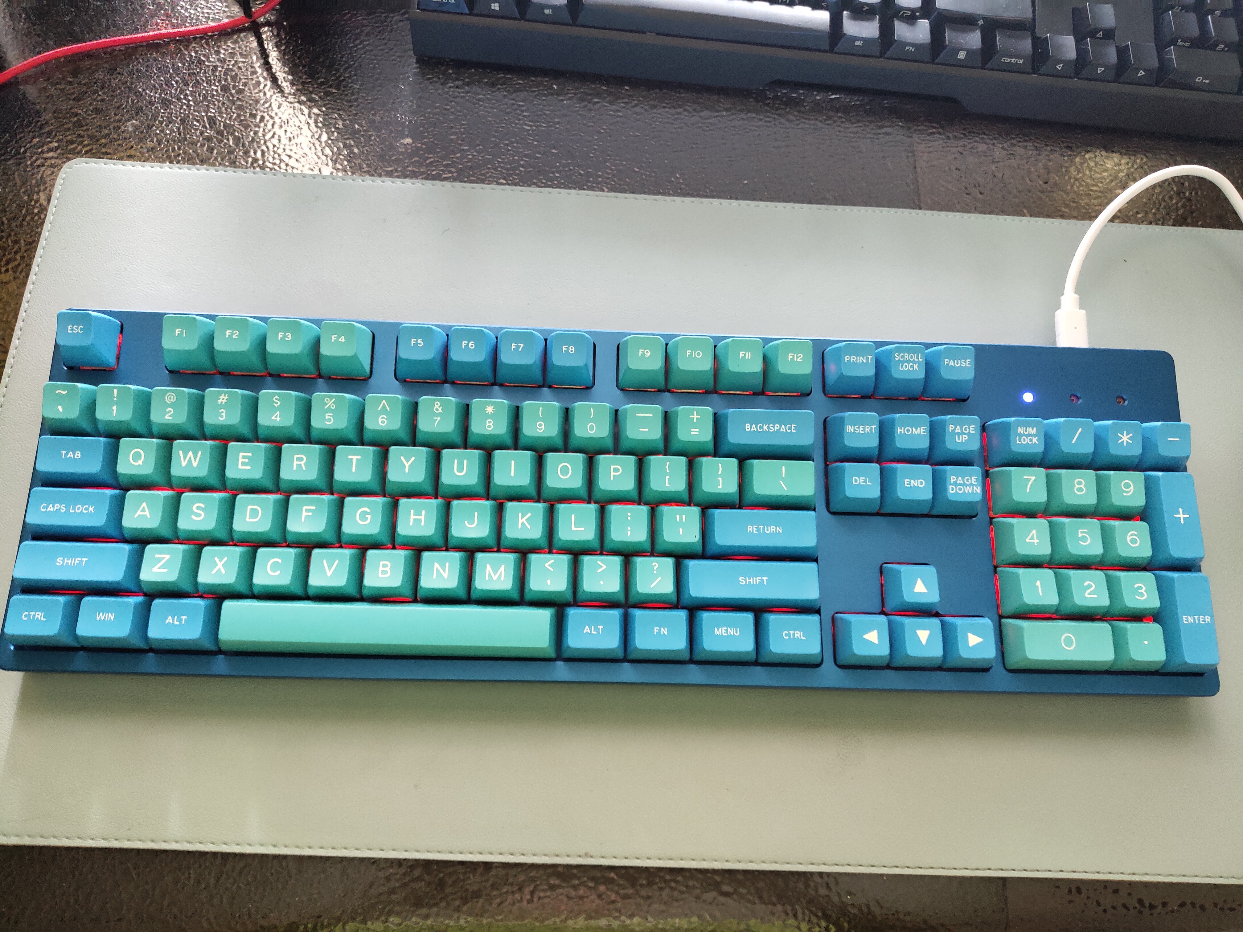 樱桃mx2.0和mx3.0键盘有什么区别,樱桃2.0机械键盘和罗技k845哪个好