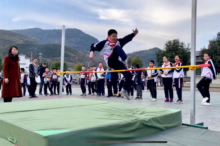 平利县大贵镇中心小学,平利县大贵镇中心小学运动会