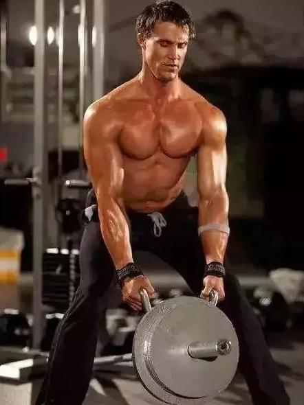 t杆划船是重要动作吗,t杠划船腰疼