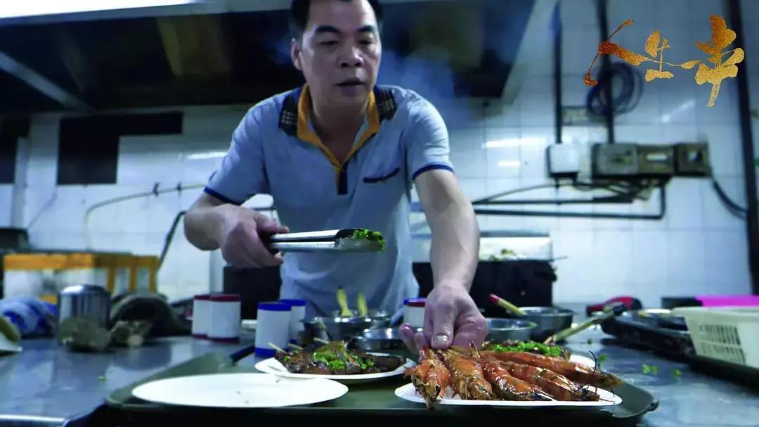 为什么烧烤大排档吸引人,广州的烧烤路边摊为什么好少