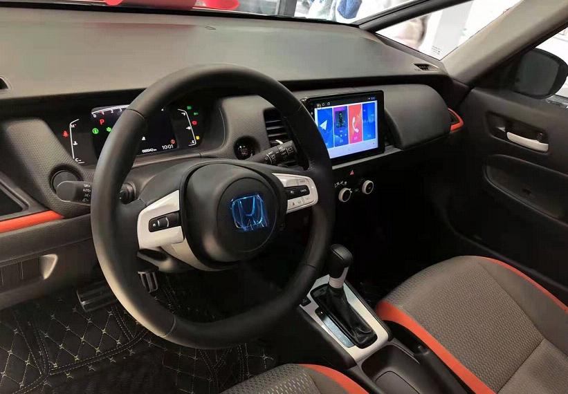 本田飞度空间图片大全,本田飞度空间小