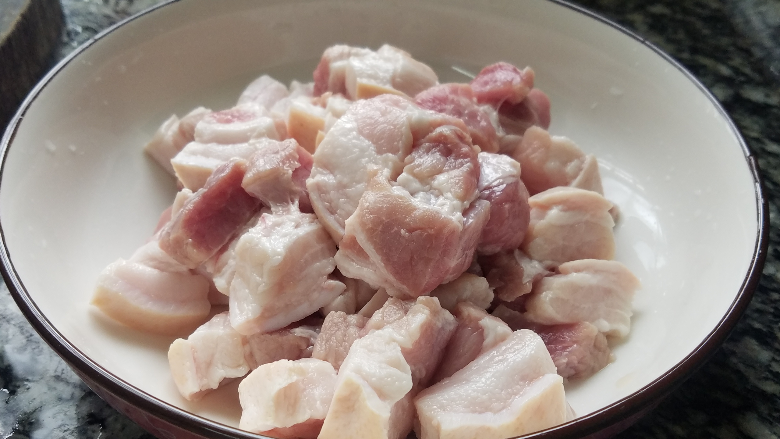 猪肉的做法好吃简单教程视频,猪肉的家常做法怎么做