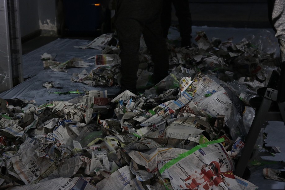 怪兽修车:修复一辆09款中东版丰田霸道,最终旧车变新车