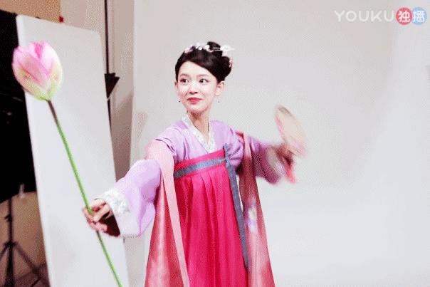 唐人影视旗下艺人陈瑶,唐人影视现在更捧陈瑶