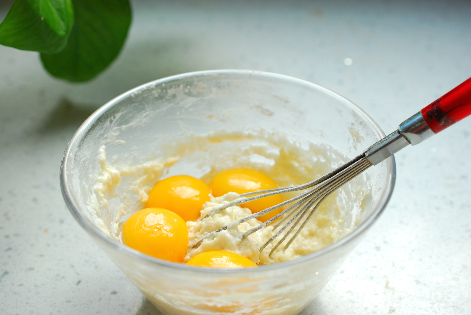 最简单的方形蛋糕,超级简单的蛋糕只需五步就能搞定