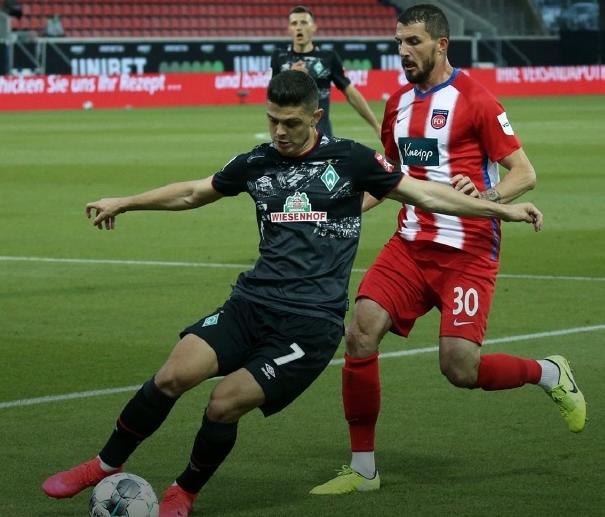 海登海姆升入德甲第一时间,凌晨德甲vs法兰克福