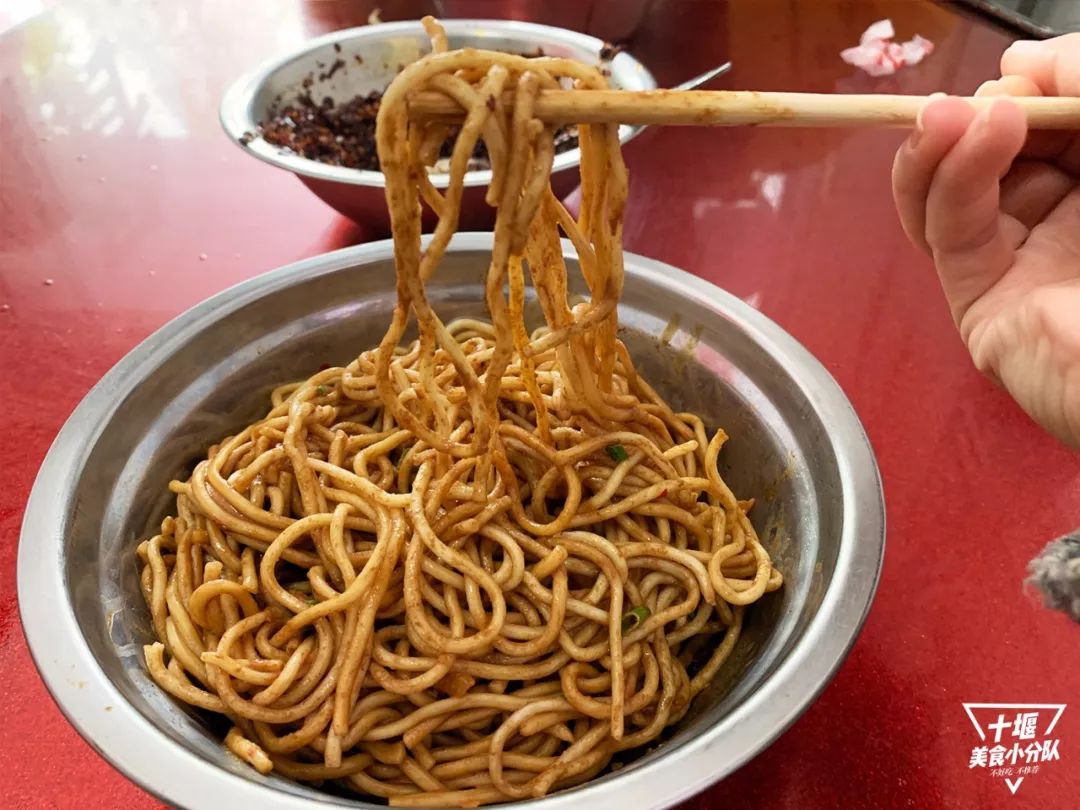 鍗佸牥50鍘傜儹骞查潰,鍗佸牥50鍘傚摢瀹剁儹骞查潰濂藉悆