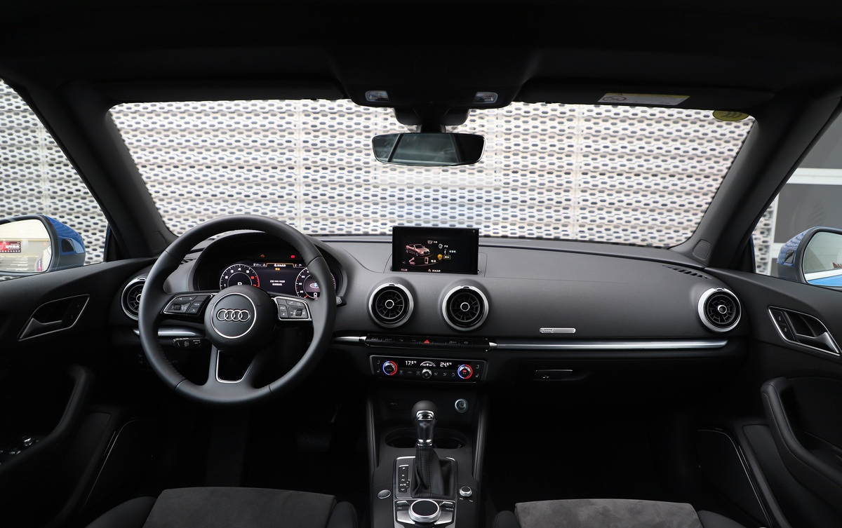 100多万硬顶敞篷车4座豪车推荐,十大2门4座硬顶敞篷车推荐