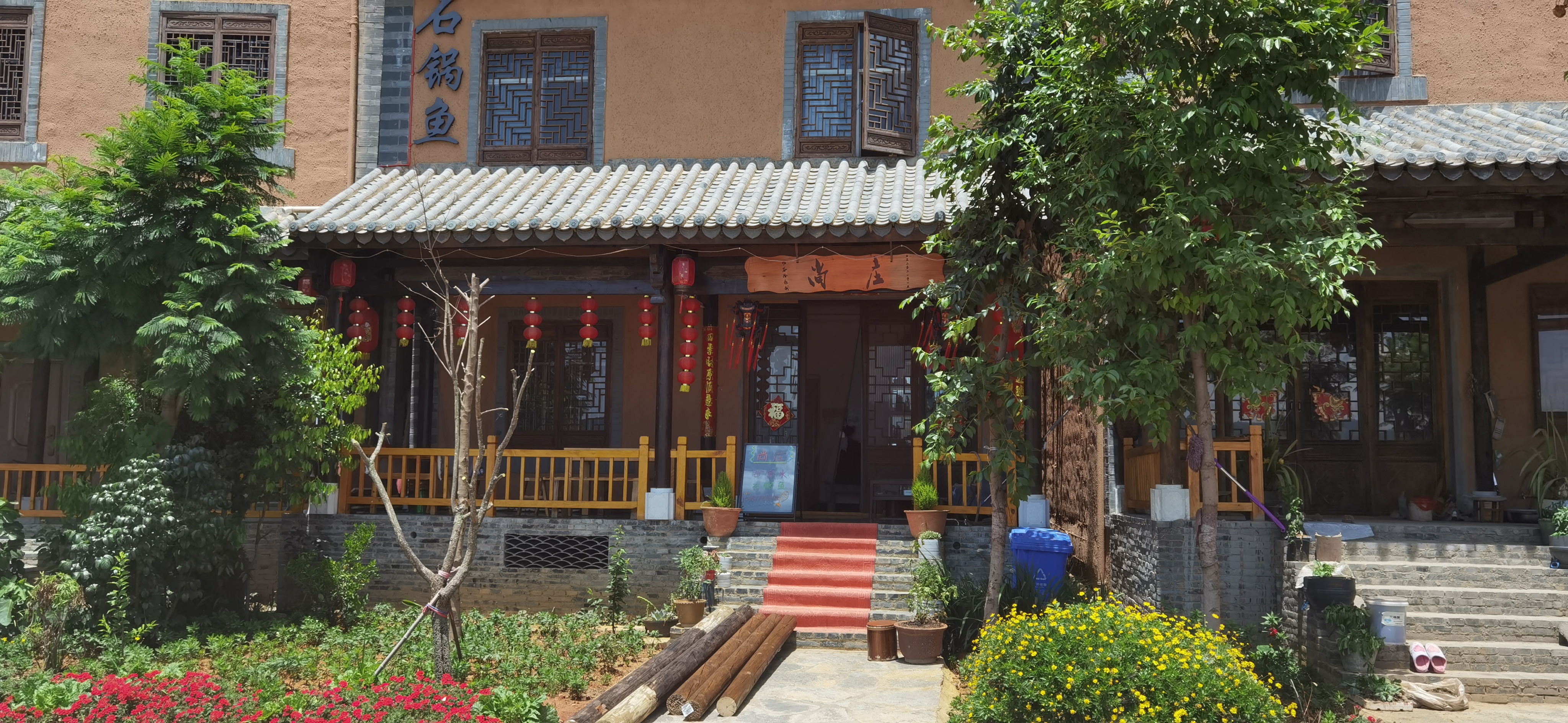 抚仙湖哪里吃铜锅鱼实惠,抚仙湖湖边哪里的石锅鱼最好吃