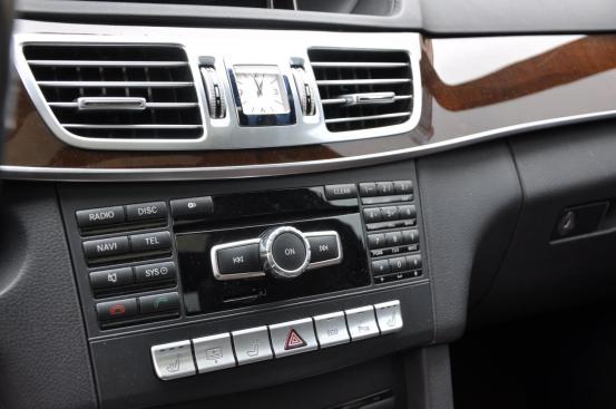 沉浸式体验2018款奔驰e320,2015款奔驰e320详细介绍