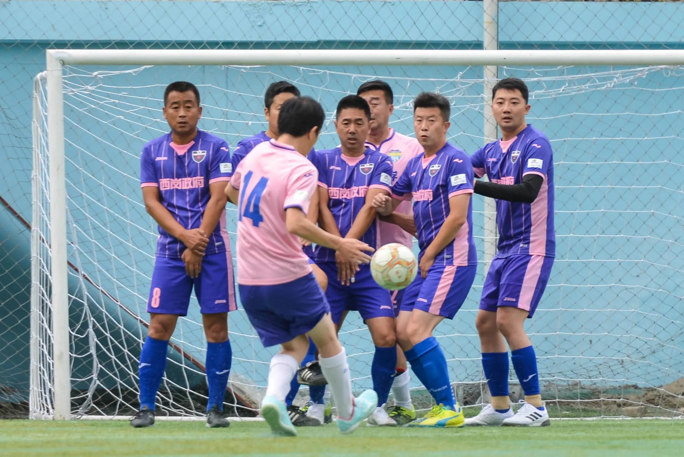 寒冷的冬天足球比赛,大连市长杯足球