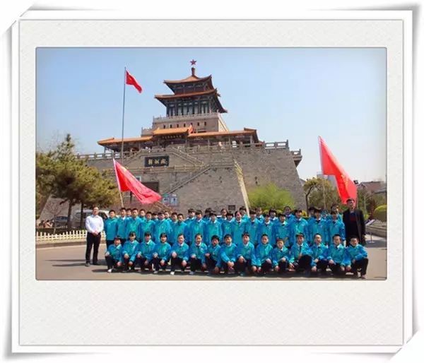 辉煌70年奋进新时代小学征文,莘县二中2018届