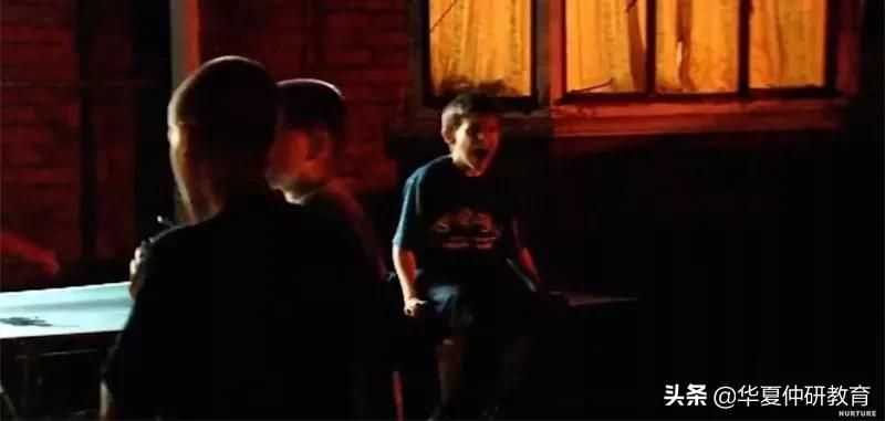 没有大人管的小孩怎么样了,没有大人管的孩子的后果