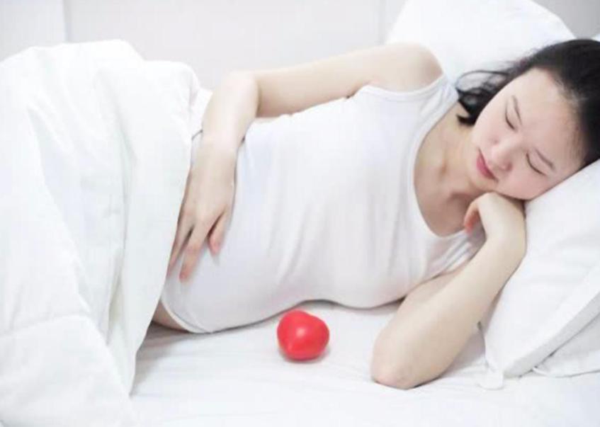 孕早期孕吐老公一脸嫌弃,孕早期孕吐丈夫不理解