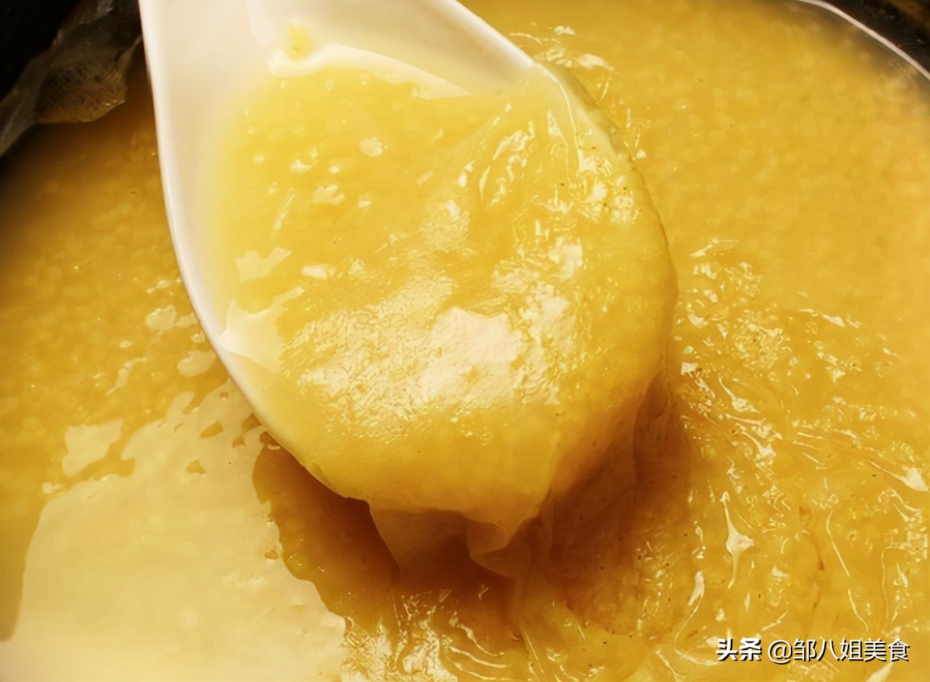 煮小米粥用不用盖锅盖,煮小米粥小米要不要泡一下